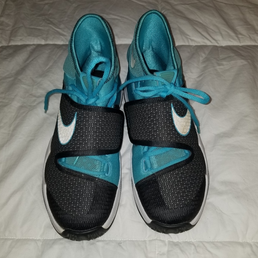NIKE Air Zoom HyperRev 2015 (Teal/Wht/Blk - SIZE 7.5